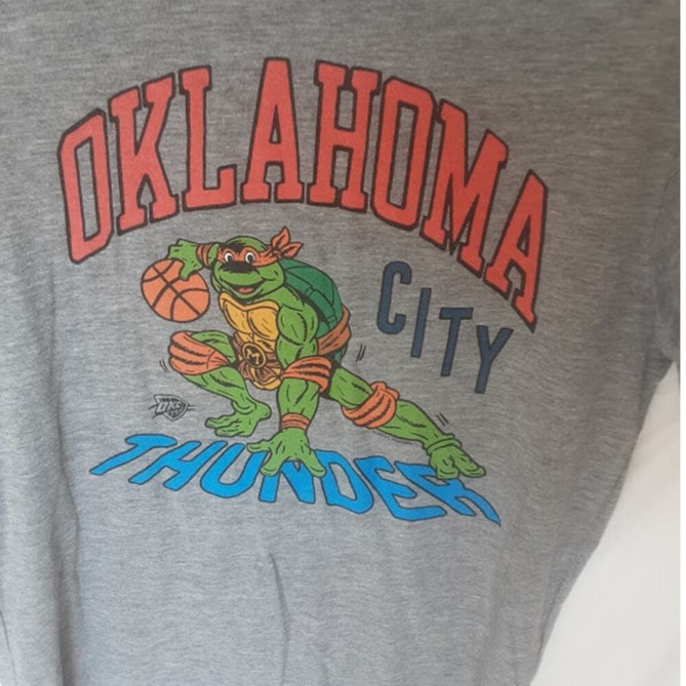 Homage Oklahoma City Thunder TMNT Crossover T-Shirt Small‎ NWT